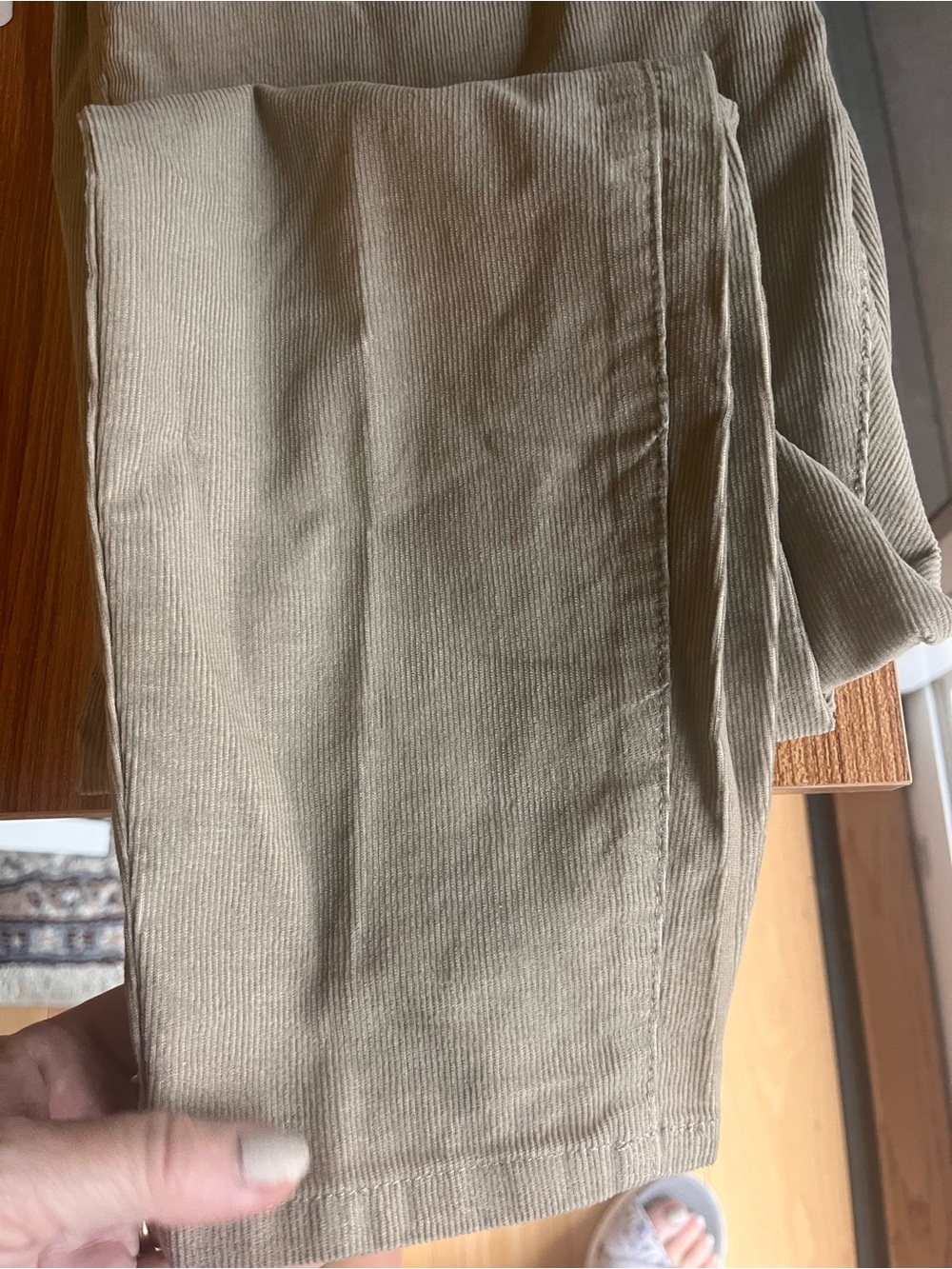 Under 510 Men's Slim Fit Fine Wale Beige Pants, 33x28, NWOT - Picture 5 of 5